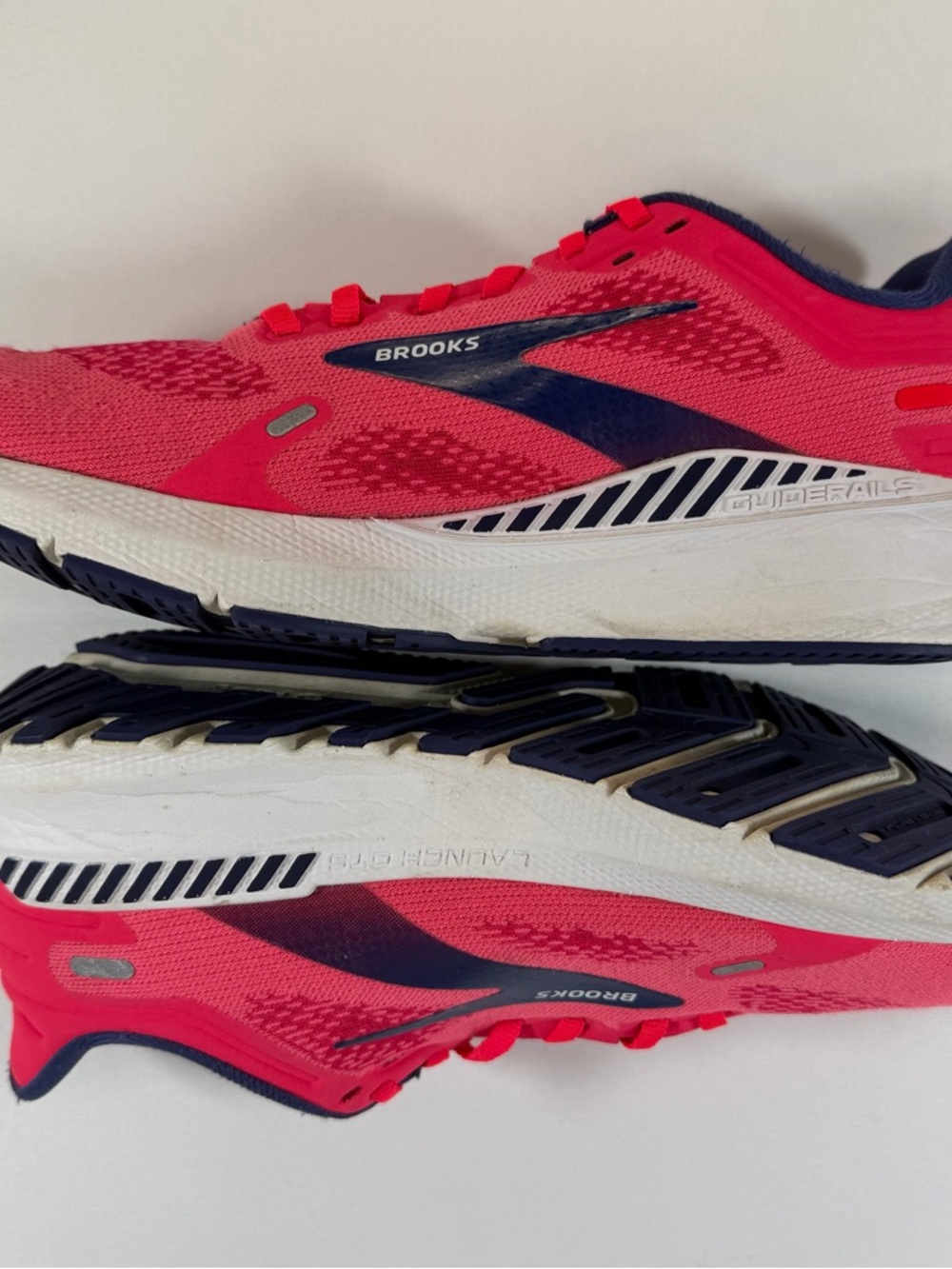 Brooks Launched GTS 9 Running Shoes Size 8.5 Women’s - Picture 11 of 13